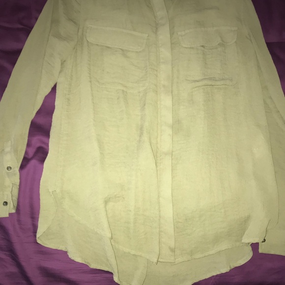 Green button down - Picture 2 of 2